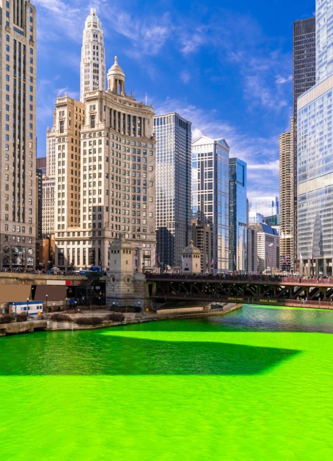Chicago,Skylines,Building,Along,Green,Dyeing,River,Of,Chicago,River